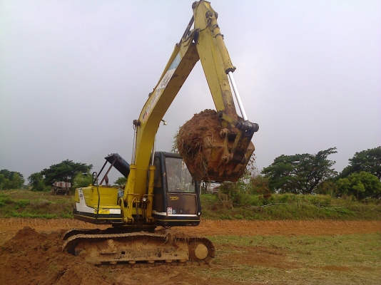 ขายแบคโฮ KOBELCO-SK100MarK-3 สภาพสวยรถใช้งานได้ดี รูปถ่ายทำงานจริง รถผู้บ่าวไทบ้านแท้ๆ