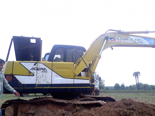 ขายแบคโฮ KOBELCO-SK100MarK-3 สภาพสวยรถใช้งานได้ดี รูปถ่ายทำงานจริง รถผู้บ่าวไทบ้านแท้ๆ