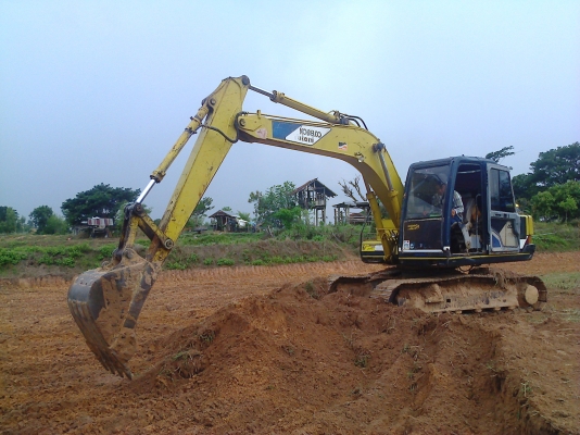 ขายแบคโฮ KOBELCO-SK100MarK-3 สภาพสวยรถใช้งานได้ดี รูปถ่ายทำงานจริง รถผู้บ่าวไทบ้านแท้ๆ