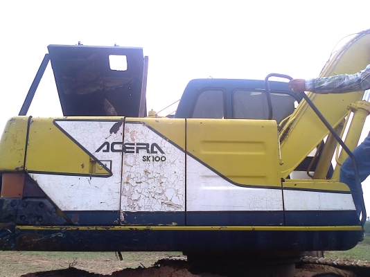 ขายแบคโฮ KOBELCO-SK100MarK-3 สภาพสวยรถใช้งานได้ดี รูปถ่ายทำงานจริง รถผู้บ่าวไทบ้านแท้ๆ