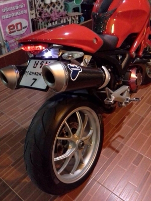 พี่ฝากขาย  Ducati m 1100 รถปี 2010