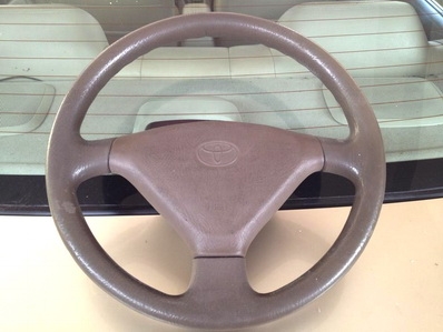 พวงมาลัยรถยนต์หลายรายการ รายละเอียดด้านในครับ ตจว ส่งฟรี