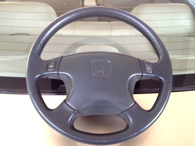 พวงมาลัยรถยนต์หลายรายการ รายละเอียดด้านในครับ ตจว ส่งฟรี