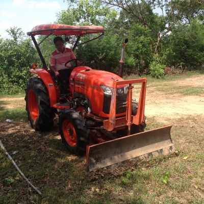 รถไถ KUBOTA L3608 มีภาพวีดีโอ อายุการใช้งาน 688 ชั่วโมง พร้อมอุปกรณ์ 3 รายการ ผานดันหน้า โรตารี ผาน 