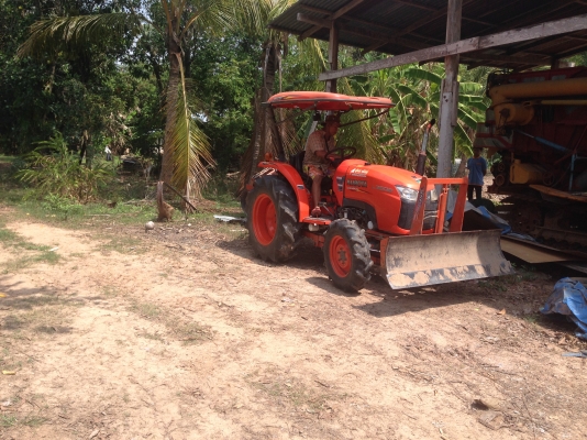 รถไถ KUBOTA L3608 มีภาพวีดีโอ อายุการใช้งาน 688 ชั่วโมง พร้อมอุปกรณ์ 3 รายการ ผานดันหน้า โรตารี ผาน รถไถ KUBOTA L3608 มีภาพวีดีโอ อายุการใช้งาน 688 ชั่วโมง พร้อมอุปกรณ์ 3 รายการ ผานดันหน้า โรตารี ผาน