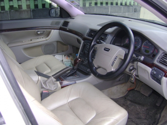 ขายรถเก๋งวอลโว่รุ่น S 80 ปี 2001 เจ้าของฝากขายครับ ขายรถเก๋งวอลโว่รุ่น S 80 ปี 2001 เจ้าของฝากขายครับ