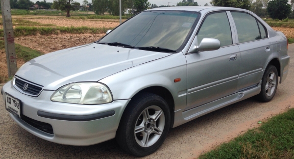 ขายดาวน์ HONDA CIVIC EXi 1.6 AT ปี 40 สวยจัดชุดแต่งสเกิร์ตรอบคัน ติดตั้งแก๊ส LPG ระบบหัวฉีดอย่างดีลงเล่มครบพร้อม ภายในเก๋งคอนโซลสวยครบ CD MP3 พ.เพาเวอร์ ก.ไฟฟ้า ช่วงล่างล้อแม็กลายสวย เอกสารทะเบียนครบพร้อมโอน ราคาต่อรองได้ครับ