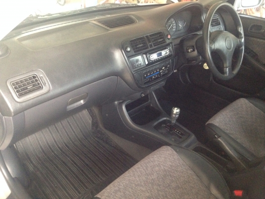 ขายดาวน์ HONDA CIVIC EXi 1.6 AT ปี 40 สวยจัดชุดแต่งสเกิร์ตรอบคัน ติดตั้งแก๊ส LPG ระบบหัวฉีดอย่างดีลงเล่มครบพร้อม ภายในเก๋งคอนโซลสวยครบ CD MP3 พ.เพาเวอร์ ก.ไฟฟ้า ช่วงล่างล้อแม็กลายสวย เอกสารทะเบียนครบพร้อมโอน ราคาต่อรองได้ครับ