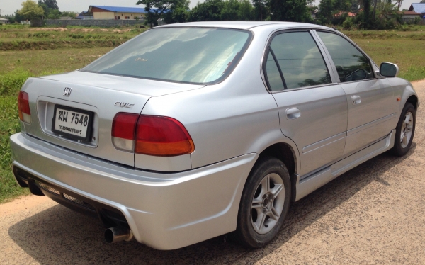 ขายดาวน์ HONDA CIVIC EXi 1.6 AT ปี 40 สวยจัดชุดแต่งสเกิร์ตรอบคัน ติดตั้งแก๊ส LPG ระบบหัวฉีดอย่างดีลงเล่มครบพร้อม ภายในเก๋งคอนโซลสวยครบ CD MP3 พ.เพาเวอร์ ก.ไฟฟ้า ช่วงล่างล้อแม็กลายสวย เอกสารทะเบียนครบพร้อมโอน ราคาต่อรองได้ครับ