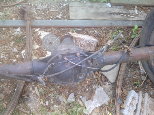 ขายเสื้อเพลา+เฟืองท้าย ทั้งเส้นยางกะทะล้อด้วยครับ 6000  บิ้กเอ็ม