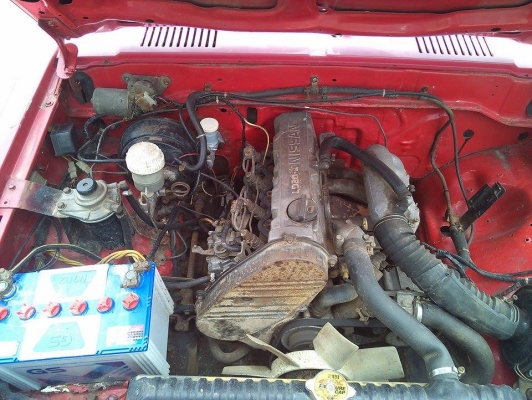 ขาย หรือ แลก รถ เก๋ง คับ datsun 720 เครื่อง LD 55000 เครื่อง 100\%