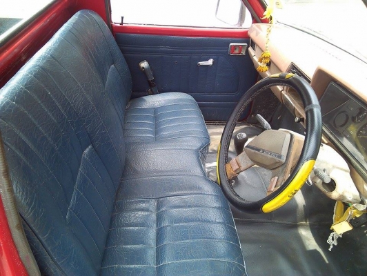 ขาย หรือ แลก รถ เก๋ง คับ datsun 720 เครื่อง LD 55000 เครื่อง 100\%