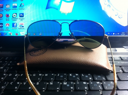 ขายแว่นตา Ray-ban usa รุ่นตี๋ใหญ่ สภาพสวยมากๆ ขายแว่นตา Ray-ban usa รุ่นตี๋ใหญ่ สภาพสวยมากๆ