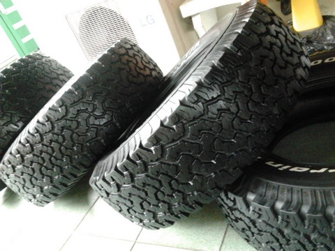 BF All 265/75/16 ปลายปี 09 สวยๆ 1ชุด