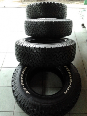 BF All 265/75/16 ปลายปี 09 สวยๆ 1ชุด