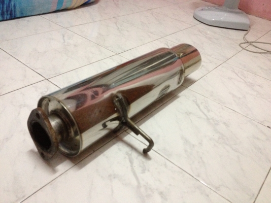 ขายท่อญี่ปุ่น แท้ ไม่รู้สังกัด ไสตรงขนาด2.2นิ้วปาก4นิ้ว ราคา1300บาท โทร0924462525โส กทม