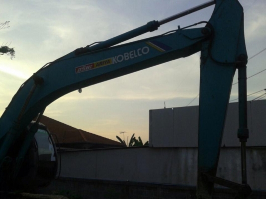 Kobelco sk 200 Mark 5 Super ไฟฟ้าครบ สภาพรถ 90\% รถสวยพร้อมใช้งานสุด เอกสาร เล่มทะเบียน