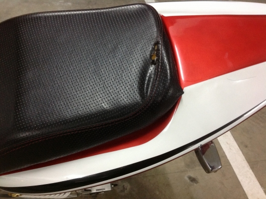 ขายครับ cb400 V.R ปี96อินวอย สรรพสามิตร แท้ๆ เครื่องดี ระบบไฟครบ  ร ายละเอียดด้านใน. รับแลกเทิรน์์