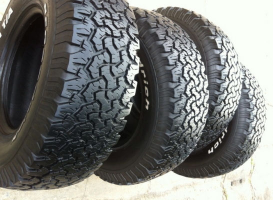 ขายยาง BF Goodrich All-terrain ขนาด 265 75 r16 ปี11 สวยๆ