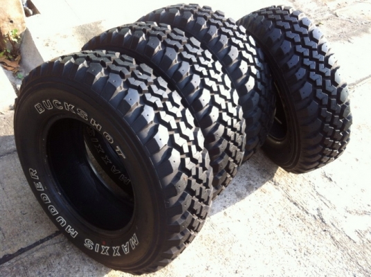 ยางMud mt754 245 75 r16 ปลายปี13 ตุ่มหน้ายางยังอยู่ ขายถูก