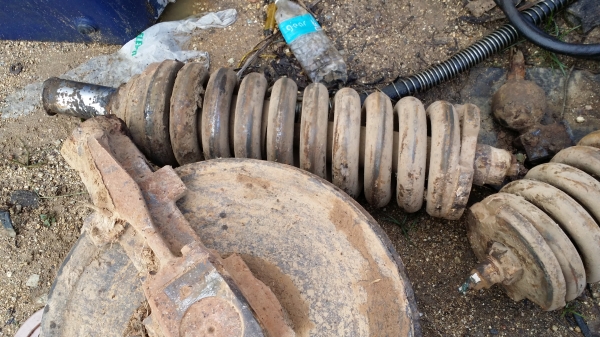 ขายด่วน อะใหล่ HITACHI EX 200-2 หลายรายการ