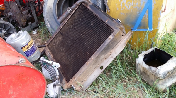 ขายอะใหล่ด่วน KOMATSU PC120-3ทั้งคัน