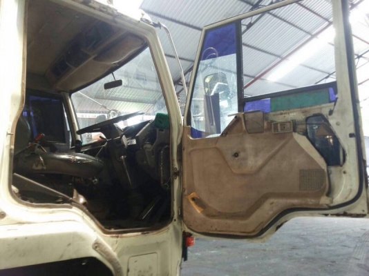 รถมิตซู 10 ล้อ FN527M - TF 220 แรงม้า. ปี 38. ( ขายหัว / คัชซี ) สนใจติดต่อ 081 - 6079515 รถมิตซู 10 ล้อ FN527M - TF 220 แรงม้า. ปี 38. ( ขายหัว / คัชซี ) สนใจติดต่อ 081 - 6079515