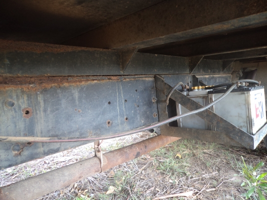 ขาย580000บาทรถอีซูซุ10ล้อเทเลอร์เข็นแม็กโคเครื่อง6BF  185แรงม้า