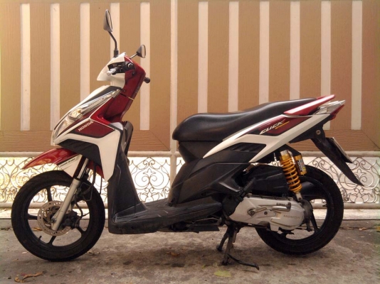 ขออนุญาติขาย Honda CLICK-i ภาษีปีหน้า58 วิ่ง 6,xxx กิโล โอนให้ฟรีครับ