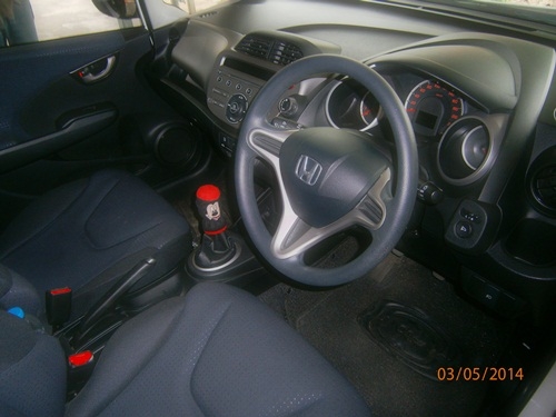 ขายครับ ฮอนด้าแจ๊ส ขายครับ ฮอนด้าแจ๊ส