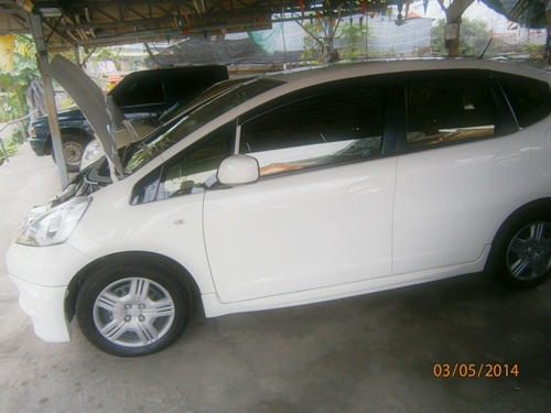 ขายครับ ฮอนด้าแจ๊ส ขายครับ ฮอนด้าแจ๊ส