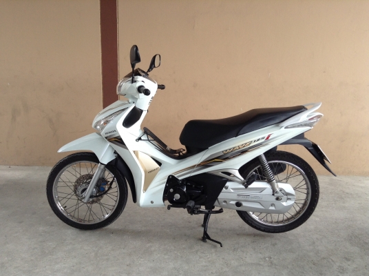 ขาย!!! เวฟ125ไอ ตัวใหม่ สต๊าทมือ ปี55 รถเครื่องดีคับ ทะเบียนครบ ภาษีไม่หมด