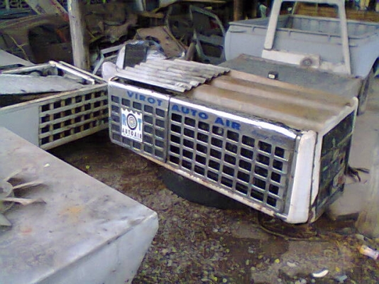 เครื่องทำความเย็น10ล้อ 2สูบ4สูบมีหลายตัวหลายยี่ห้อหลายราคา