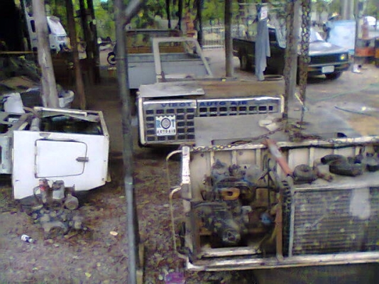 เครื่องทำความเย็น10ล้อ 2สูบ4สูบมีหลายตัวหลายยี่ห้อหลายราคา