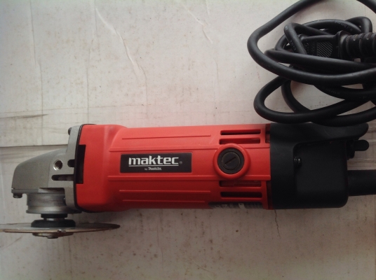 ขายหินเจีย maktec ใหม่ๆพร้อมใบ ขายหินเจีย maktec ใหม่ๆพร้อมใบ