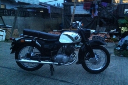 ขายc92 บิลลี่ สวยๆ ถูกๆ มีเล่มให้ ราคานี้ ตอนนี้หายากแล้วครับ เครื่องดี 39000 0811160919