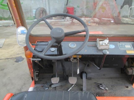 ขายรถลากจูงใช้ในโกดังหรือลานตากข้าวหรือลากเทเลอร์ ขายรถลากจูงใช้ในโกดังหรือลานตากข้าวหรือลากเทเลอร์