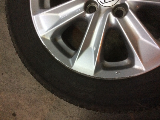 ขายแม็กเดิมJazz ถูกๆขอบ15ยาวปี13 ขายแม็กเดิมJazz ถูกๆขอบ15ยาวปี13