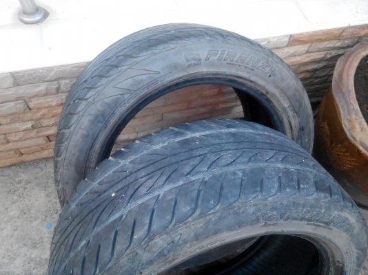 ขาย 235-50-18 ปี09 18คู่สวยๆ ขาย1400ไม่บวม สนจัย 0898128457