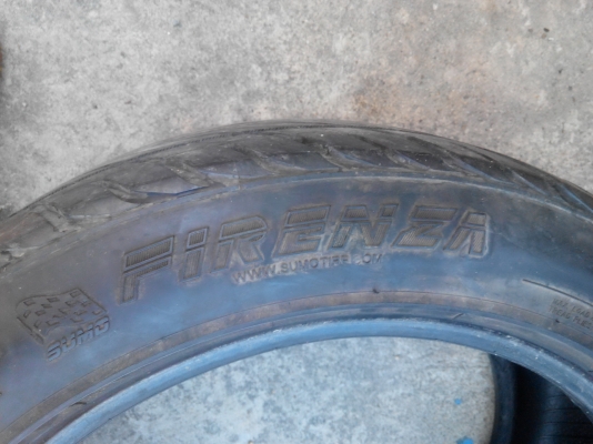 ขาย 235-50-18 ปี09 18คู่สวยๆ ขาย1400ไม่บวม สนจัย 0898128457