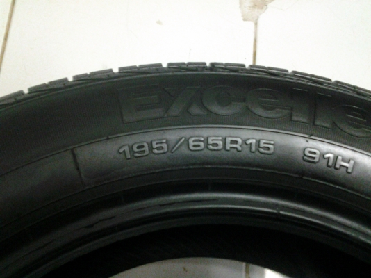ยาง 195/65/15 ปี12