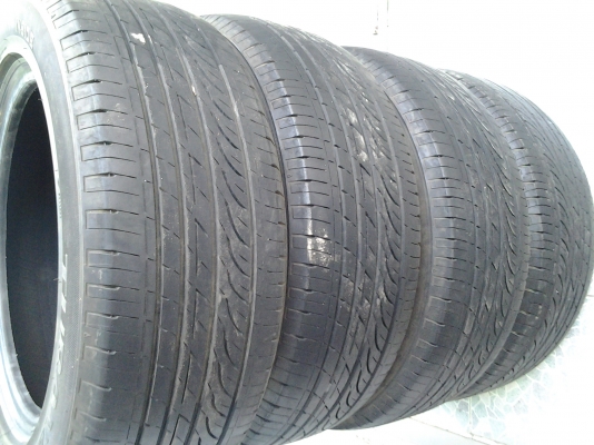 บริสโตน 215/55/16 ดอกตรูมๆ