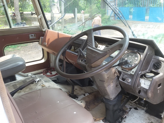 ขายรถ HINO KT725 เครื่อง EH700 168cc. กระบะเทนเลอร์ 2 เพลา เอกสารพร้อมโอน