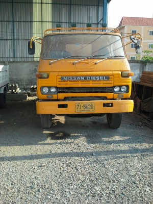 ขายด่วน,,รถโม่ปูน,, NISSAN  CW30M ปั้ม,,โม่ 6 คิว,เดิมๆ,,พร้อมใช้,ตามสภาพ,ทะเบียนมี,