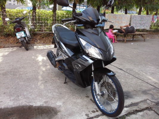 ขายออนด้า AIR BLADE ขาย12500บาท