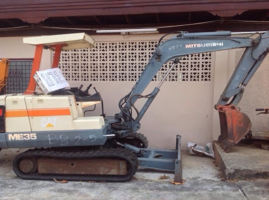 ขาย แบคโฮ Cat mitsubishi นำเข้าจากญี่ปุ่น รุ่น ME35 คอนโทลไฟฟ้า ติดต่อ0819929574