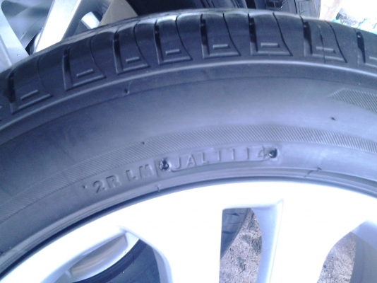 แม็ก nissan juke พร้อมยางปี 14 แม็ก nissan juke พร้อมยางปี 14