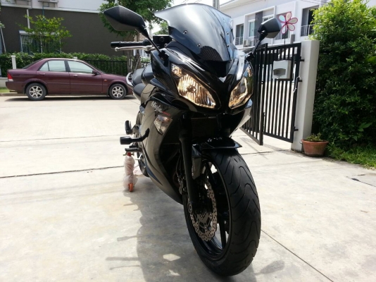 ขายNINJA 650 2012 สีดำเงา ออกศูนย์โมโตตากสิน รถซื้อเงินสด เจ้าของมือเดียว สภาพใหม่ใช้น้อย23,xxxกม.(แท้)ดูแลดี ขี่ไม่ลากรอบสูงท่อเดิม(ไม่เคยเปลี่ยนท่อ) เข้าเช็คศูนย์ตรงกำหนดและเข้าเช็ค24,000กม.แล้วที่โมโตตากสิน รถสมบูรณ์ไม่มีปัญหาใดๆครับ พร้อมของแต่ง ยางPI