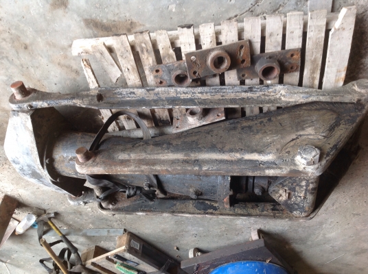 ขายกระบอกดั้ม6ล้อใหญ่