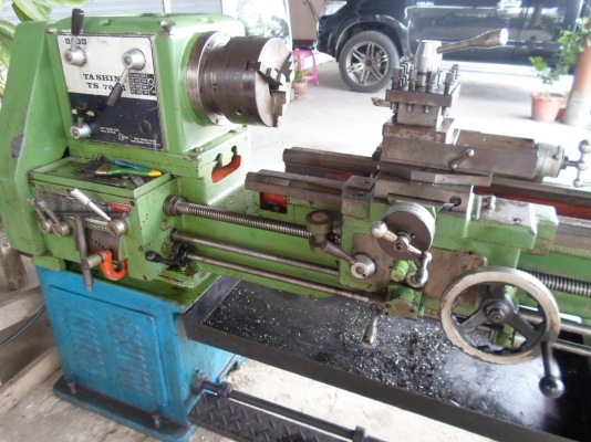 แท่นกลึง ต้าชิง 5 ฟุต 3 เพลา เกียร์บล็อก มีเบรก พร้อมใช้ 79,000